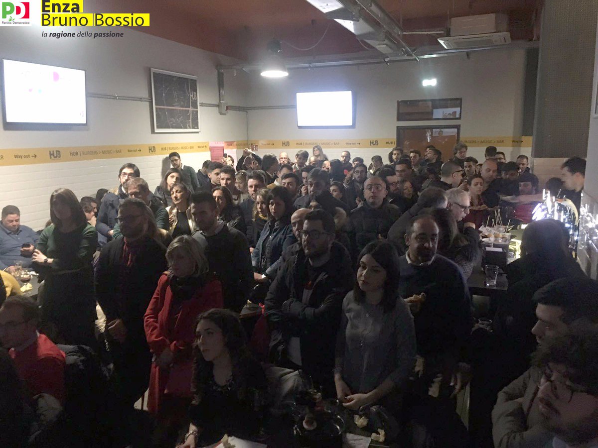 enzabrunobossio's tweet photo. Youth Deal Calabria, un impegno in 20 punti per rispondere alle esigenze dei Giovani. Con Pina Picierno e Mario Valente abbiamo deciso di rispondere a questo appello con un patto che porteremo avanti nella prossima legislatura. #scegliPD #2marzo https://t.co/UU49SiGA8e