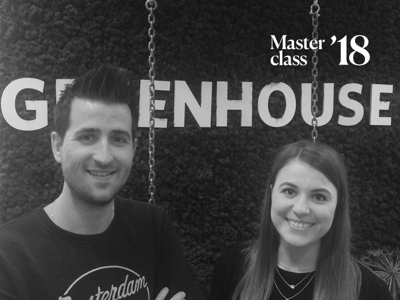 🚨Niet één, maar twee topsprekers van <a href="/BlueMangoNL/">BlueMangoInteractive</a> tijdens de masterclass! Twan en Manon komen vertellen hoe je als sterk performance-driven bureau het beste resultaat kunt behalen uit branding-campagnes door een creatieve campagne-inzet. Bring it on! 👉 dutchsearchawards.nl