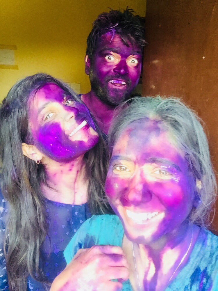 Sshilpa_Sharma's tweet photo. Since i dont wanna play holi but i have some fucking devil friends who are not less then enemies..Happy holi every1..
#HopeWorldOutNow 
#HopeWord 
#iHeartAwards #BestBoyBand #BTS 
@BTS_twt https://t.co/WJ33iarTXD