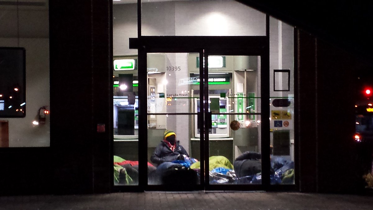 kathpollock's tweet photo. More than 65 000 young adults are homeless across Canada. Where are you sleeping tonight? #360Experience2018 @360kids_york https://t.co/ChOKD0Vu5E