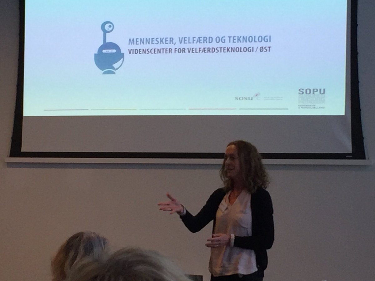 Tanja_Aas's tweet photo. Startskud på dialogforum på NVE-konference om @sosu_skolerne s videnscenter for velfærdsteknologi i Østdanmark #sopu #sosuc #uddannelseilivskvalitet #uddpol https://t.co/Ilga5gcfkY