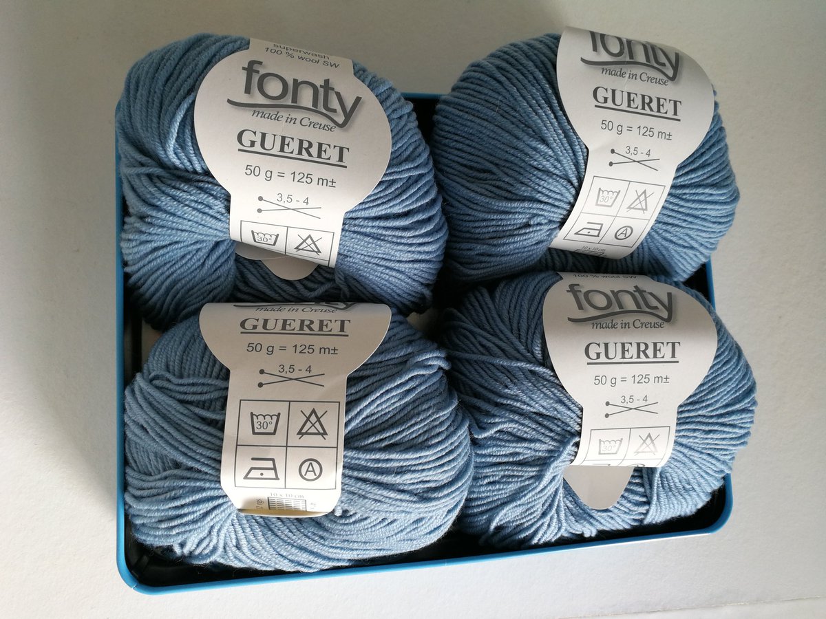 A new project is coming 😀!

#tricot #knitting #diy #yarnaddict #fonty #fontygueret