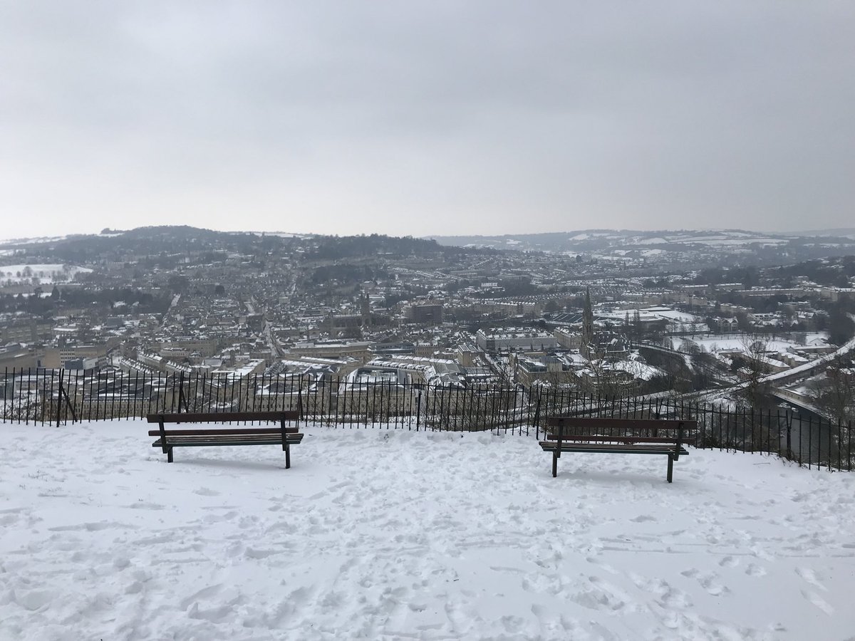 LovingBath's tweet photo. Hello snowy Bath #snowday2018 #itscoldoutside #helloBath https://t.co/32zyPWle4X