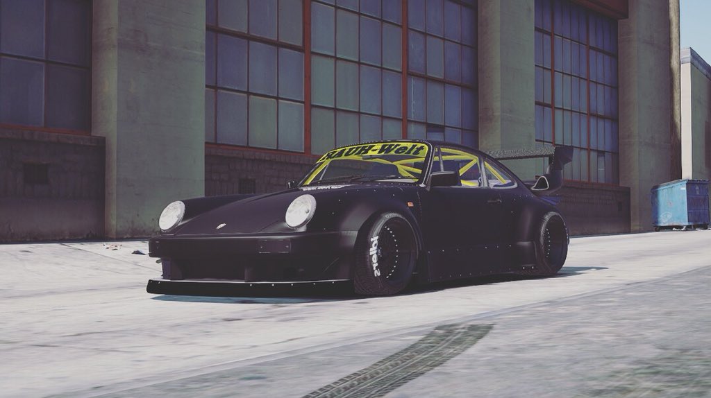 JPN_DriftServer's tweet photo. #JpnDriftServer
所有者 @chocoUZS18 
Porsche 911 Turbo RWB
 (comet retroCustom) https://t.co/wYpziFKvTQ