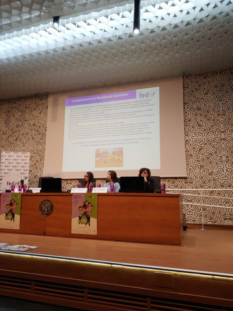 maria5sentidos's tweet photo. ¡Mis chicas del @MASTER_IPIEPF ! #EnfermedadesRaras @Nazareth_PG @msaludg #Psicologia https://t.co/ROvEuJEZ36