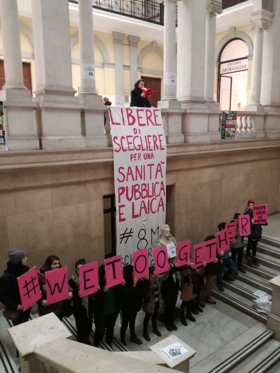nonunadimeno's tweet photo. Flash mob alla direzione generale del Policlinico Umberto I #Roma.
Libere di scegliere Per la sanità pubblica e laica. #weetoogether #nonunadimeno verso #LottoMarzo https://t.co/sdAHdhIevB