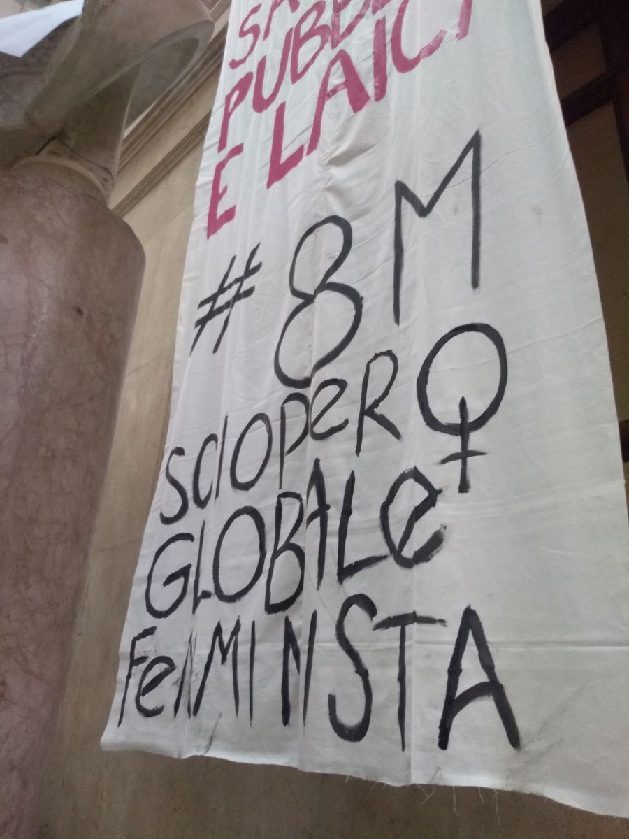 nonunadimeno's tweet photo. Flash mob alla direzione generale del Policlinico Umberto I #Roma.
Libere di scegliere Per la sanità pubblica e laica. #weetoogether #nonunadimeno verso #LottoMarzo https://t.co/sdAHdhIevB