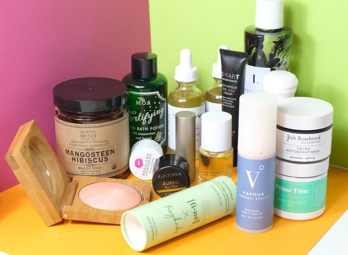 elisamim's tweet photo. My post-flu essentials include some #green and #organic makeup, skincare, #bodycare and #wellness products. https://t.co/BhYeperqva #greenbeauty #ecowriter #ethicalwriter #greenbbloggers #bbloggers https://t.co/4OFSL4EpU0