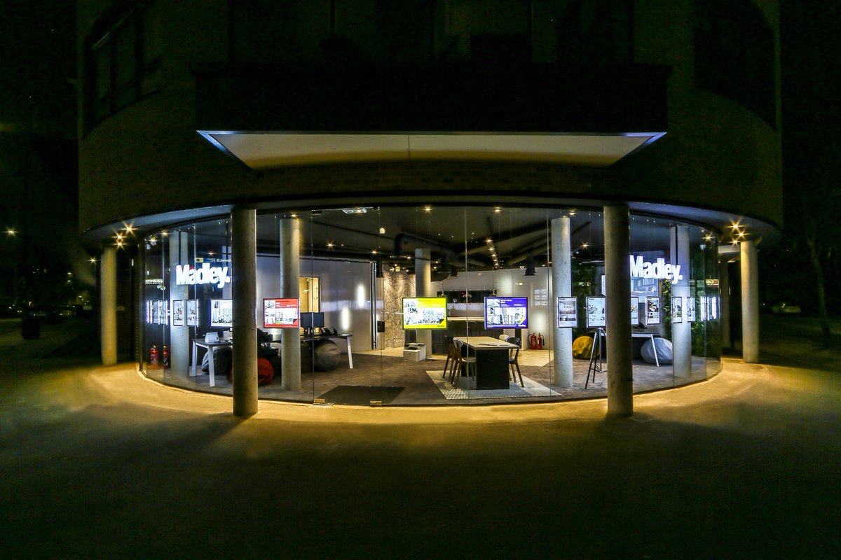 MadleyProperty's tweet photo. Madley Property’s new London SE16 office! The future of Estate Agency. #london #londonestateagency #luxuryrealestate #se16 #londonproperty #se16property #realtor #architecture #luxuryproperty #londonlettings #estateagent 
https://t.co/9SgxZDSlva https://t.co/ifC7uFjr4z