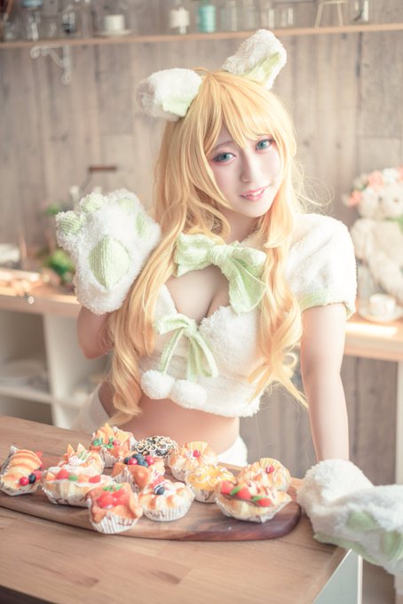 コスプレイヤーよるるのTwitter画像41