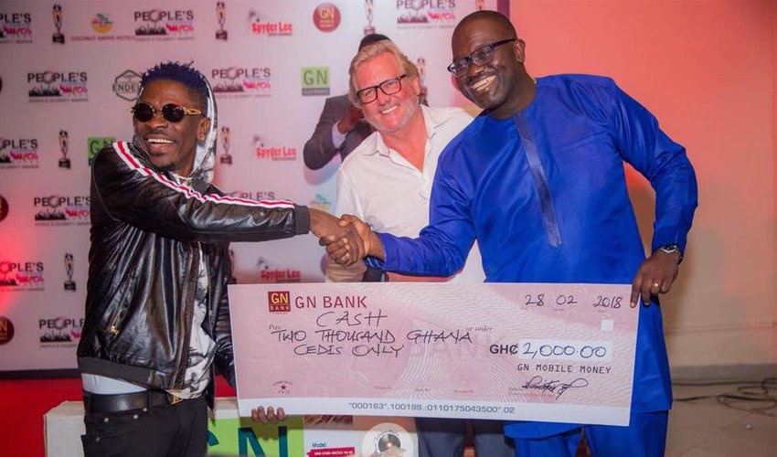 RevolvePlus's tweet photo. @shattawalegh , @ebony_reigns , @FancyGadam2 , @maccasio1 And Others Pick Up Prizes Won. https://t.co/f0NNndkKYC #GBMusic https://t.co/tnBgnAbZmR