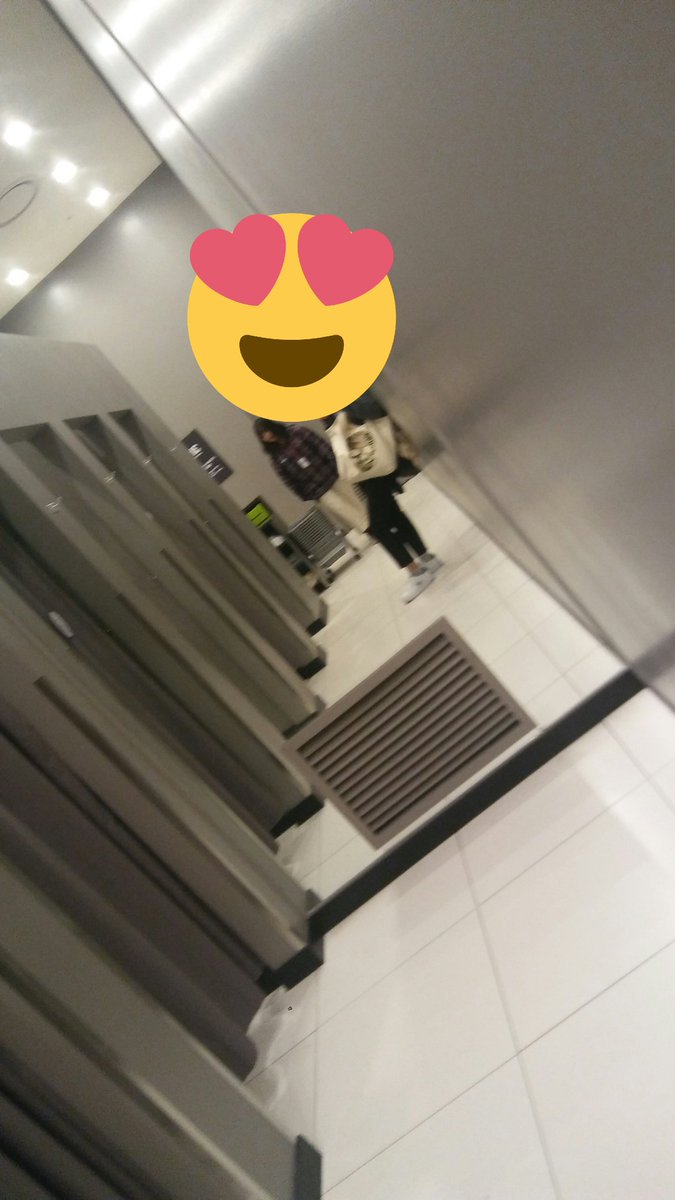 eunsandal's tweet photo. 프로 짐꾼 등극 워후 힘들다 https://t.co/Xx4tgjYN9S