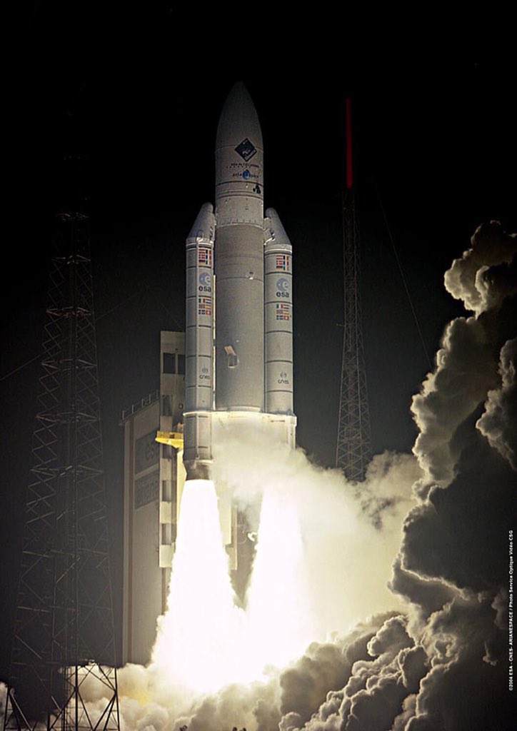 Spyder_Webb's tweet photo. #OnThisDay 2 March 2004 #Ariane5 #Flight158 was launched.

It carried the @ESA_Rosetta probe &amp; @Philae2014 lander on their 10 year journey to #comet Churyumov-Gerasimenko #67P.

Watch the launch on YouTube: https://t.co/FoUk3cpx3G

#rosetta #space #astronomy #SolarSystem #cosmos https://t.co/F2taFpCEYc