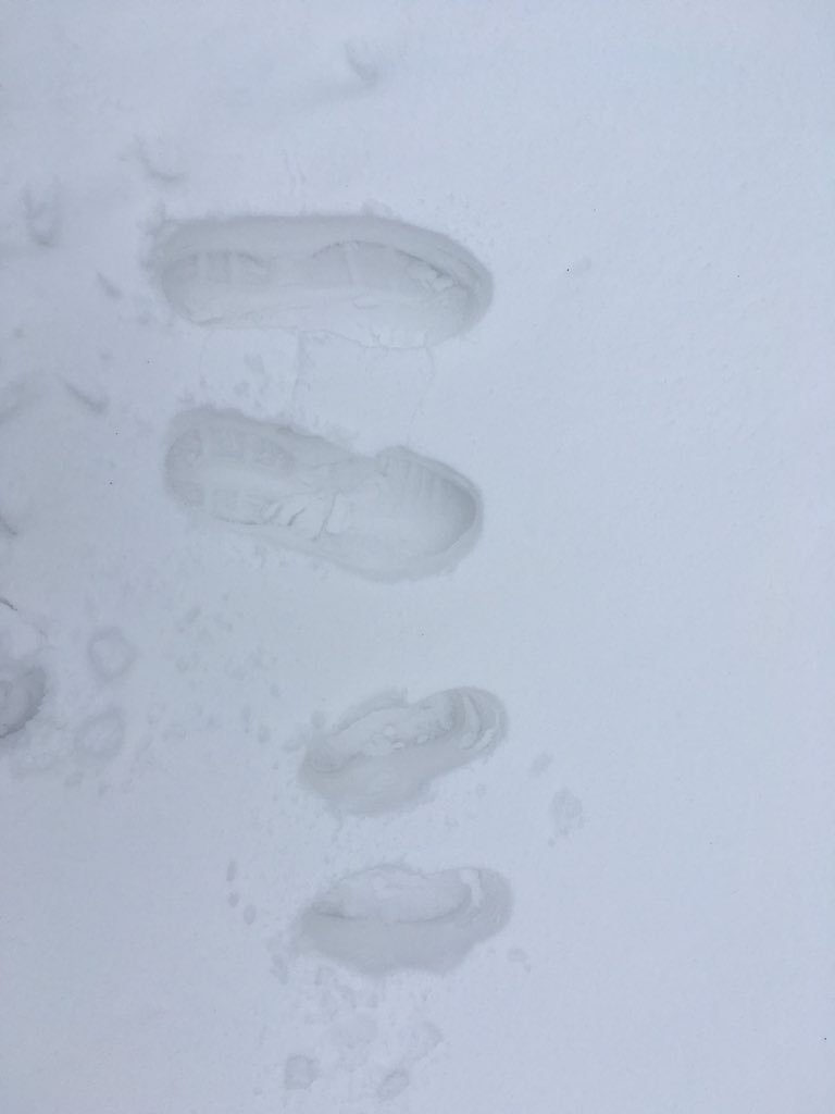 Lovely morning walk in the snow <a href="/GlosWalks/">GloucestershireWalks</a>