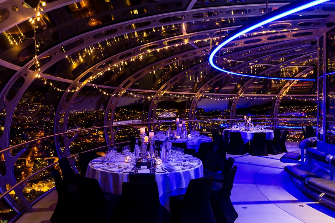 markleefalcon's tweet photo. This is awesome! You can now dine in the @BA_i360 on two different days this year. If you are looking for a #proposal idea this is a winner 😜https://t.co/11rIiIYQMw #brighton #ThursdayThoughts #restaurantnews https://t.co/s3eSrpg3u3