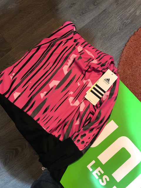 latorretabike's tweet photo. Running Les Franqueses sortejarà entre totes les participants de la Marxa Femenina de La Torreta Textil Tècnic de Running. https://t.co/PijfBMo2Xh