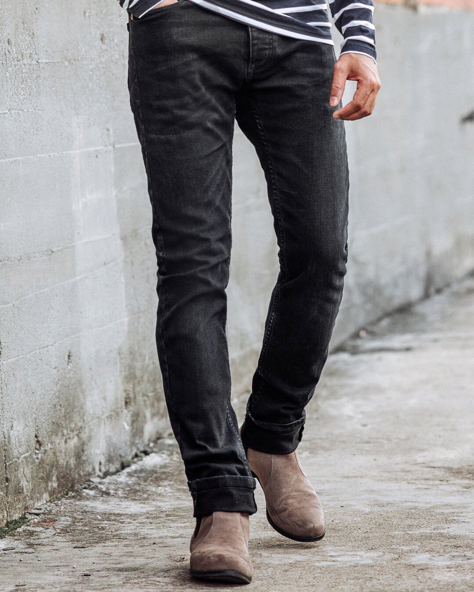 heyits_yash's tweet photo. You can wear @Topman black stretch skinny denim jeans with anything. They are very comfortable and are my favorite. Click on the link in bio to check out these jeans. #Topmandenim #Topmanstyle #sponsored #ad #Topman #Stylinity https://t.co/IMcVq4yAL2