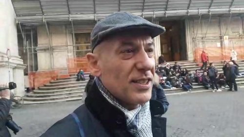 UnicronPlanetM's tweet photo. In diretta con Fragole Mature
#M5S #Roma Piazza del Popolo #Rally #FuturoInProgramma #LuigiDiMaio #Elezioni2018
https://t.co/3Ayiura125 https://t.co/Zj7Z1pjn8V