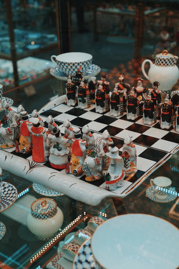 RusSouvenir's tweet photo. Starting from the first half of the 20th century, Russian chess players achieved outstanding successes at major tournaments!

#chess #russianchess #marblechess #russianchessplayer #russiansouvenir #russiansouvenirs #сувенир #сувениры https://t.co/T5U0RHo9Sh