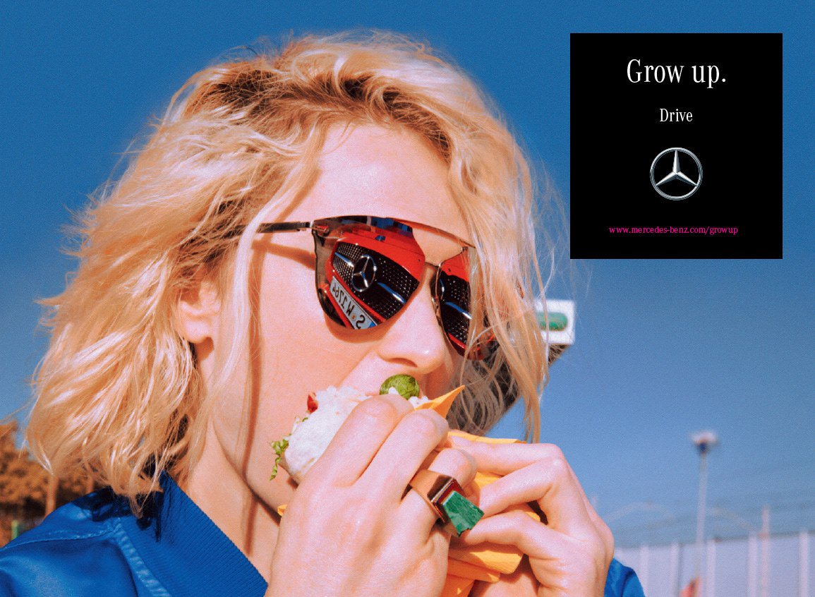 MercedesBenzPY's tweet photo. Es hora de redefinir las tradiciones.  La vida te está llamando, maneja un #MercedesBenz! #GrowUp https://t.co/NqHn2w9hB5