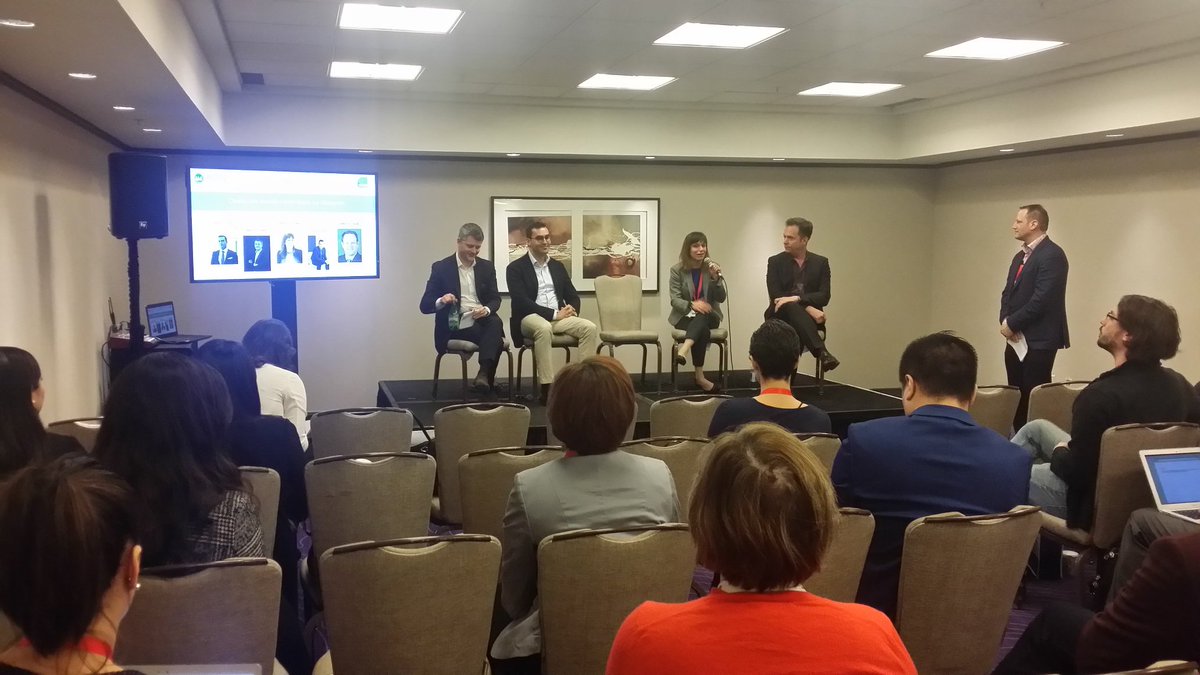 SylvGillet's tweet image. Panel sur l'impact des nouvelles technologies sur l'#education #FERA #RJCCQ #Montreal #Quebec #Canada