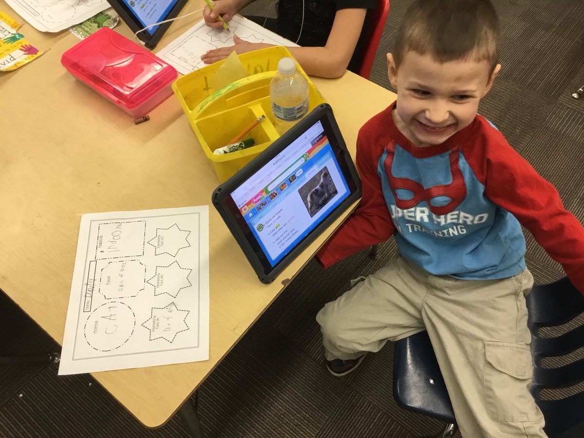ms_lair's tweet photo. No big deal, just some kindergarteners doing their own animal research at 5 &amp;6 years old. ALL STARS ⭐️ #rockets512 https://t.co/9lelalvAJ2