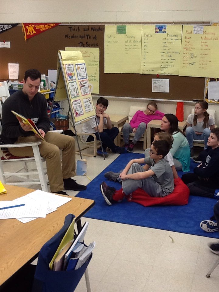 Grade4Spada's tweet photo. 4S Reading Across America with our guest Lieutenant Chris Spada, US Army. https://t.co/ChOR9Q3MkZ