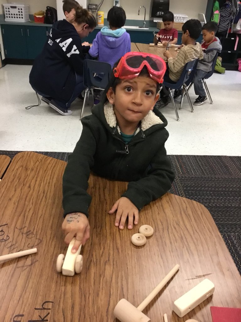 TippsTeaching's tweet photo. Making wooden cars in Kids Craftsmanship!
#CarawayAcademy @Mandysueteach @CarawayElem https://t.co/l6M6VIjbk1