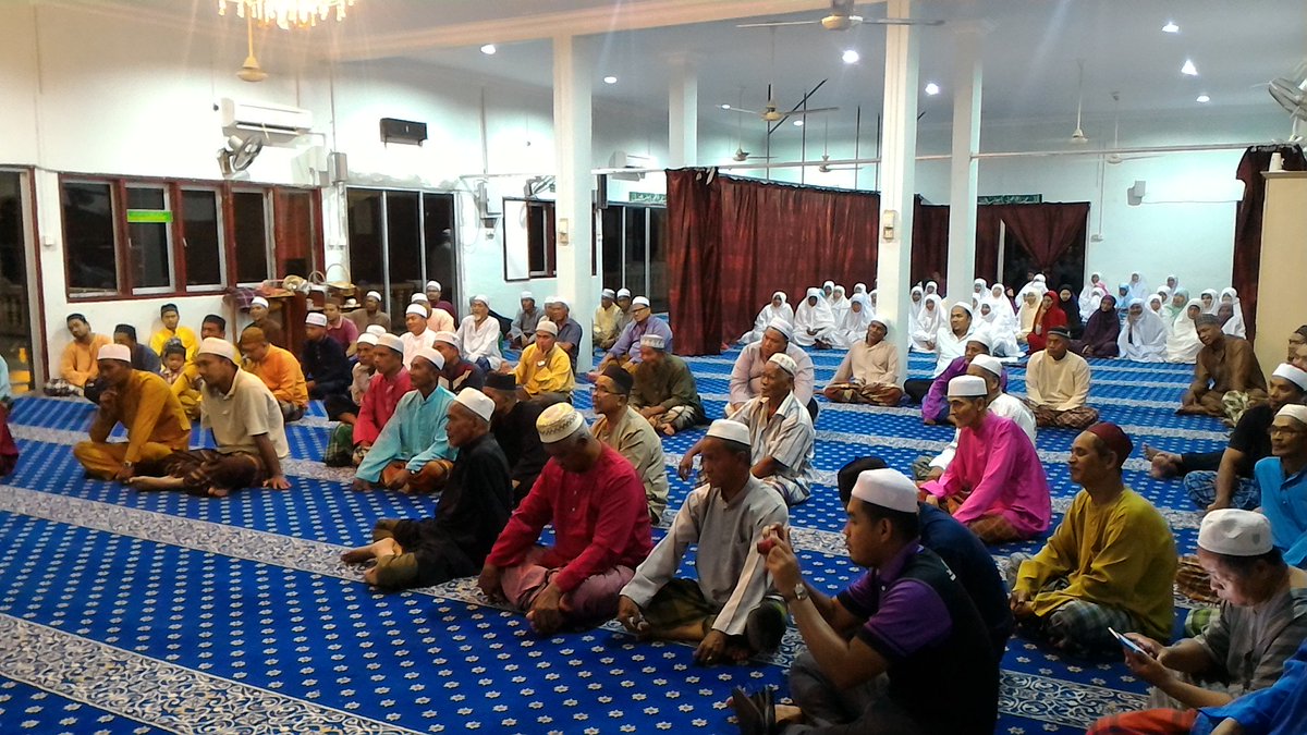 aadkgm's tweet photo. Pmrn serta taklimat dadah sempena Progm indahnya hidup bersyariat di masjd aring 1 @aadkkelantan https://t.co/t6Br7OQPej
