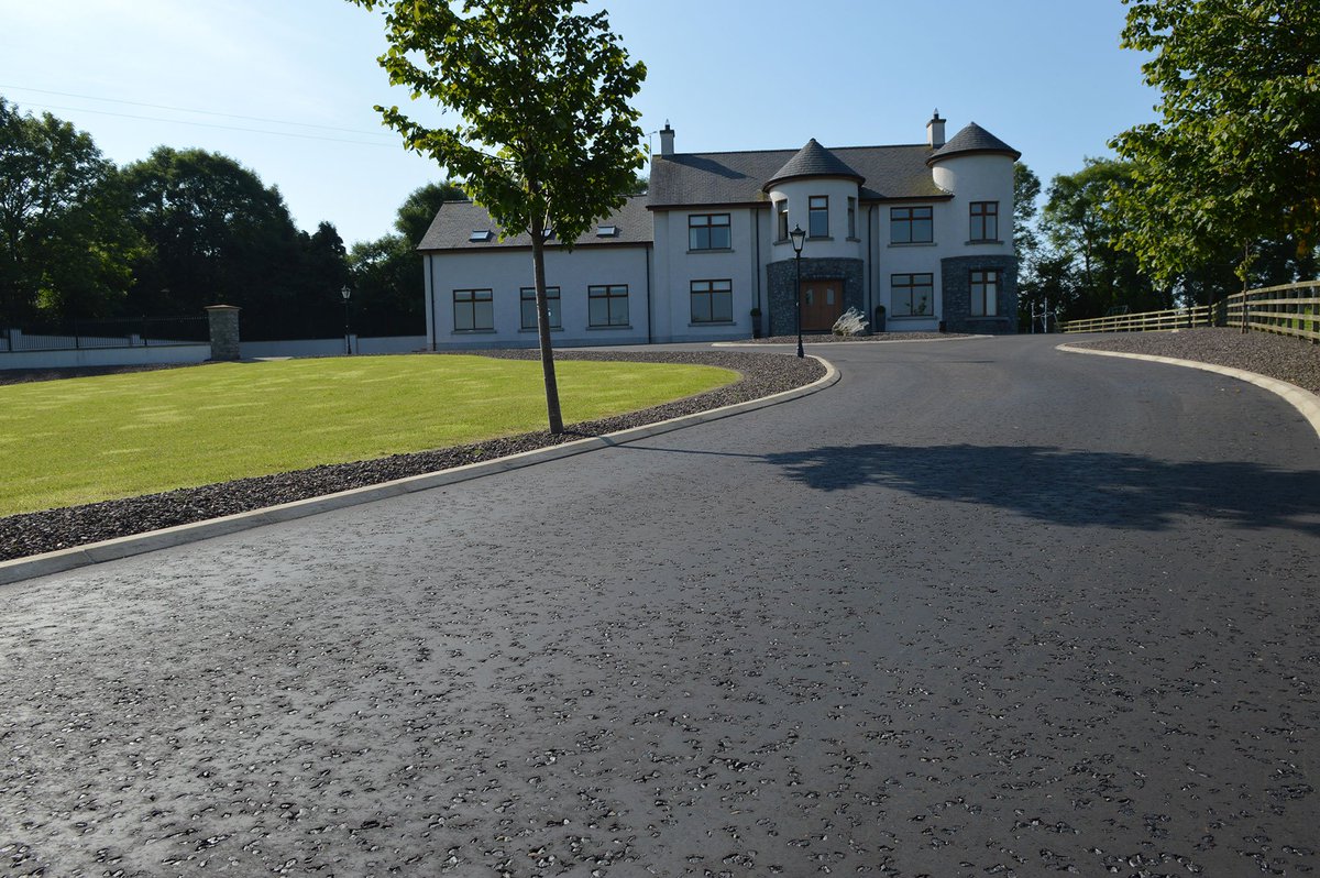 FPMcCann's tweet photo. FP McCann provides extensive #residential and #commercial #surfacing solutions in Northern Ireland and Republic of Ireland specialising in the provision of #bitmac and #asphalt. To enquire, please call us on 028 7964 2558 or alternatively you can email sales@fpmccann.co.uk. https://t.co/StvjHsdJVh