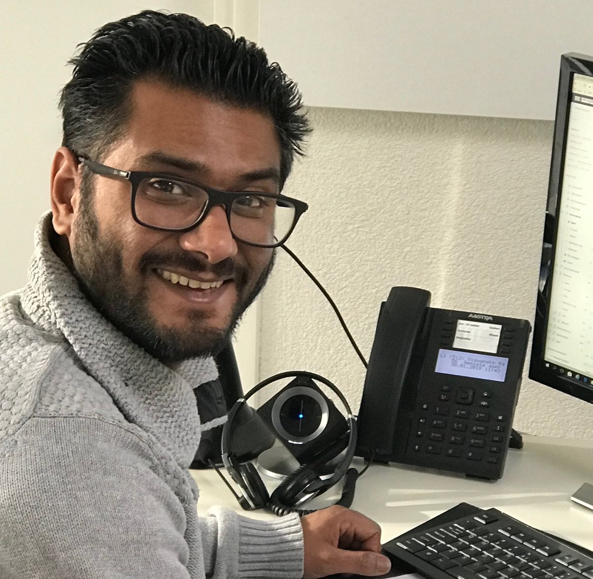 Sinds 17 januari jl. is Visnawath Ragghoe bij Micpoint werkzaam  als Servicedesk Professional op de Servicedesk-afdeling. Met uitbreiding van deze afdeling kunnen wij u nog beter van dienst zijn. 
Wij wensen Visnawath veel succes en plezier!