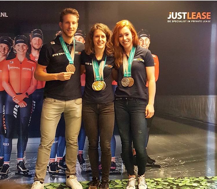Gisteren werden de Olympiërs van <a href="/TeamJustleaseNL/">Team JustleaseNL</a> gehuldigd bij en door <a href="/JustleaseNL/">Justlease</a> 👏
Goud 🥇
Zilver 🥈🥈🥈
Bronze 🥉🥉
#Olympics #PyeongChang2018 #samenvoorgoud #Team4Gold Dream ✔️