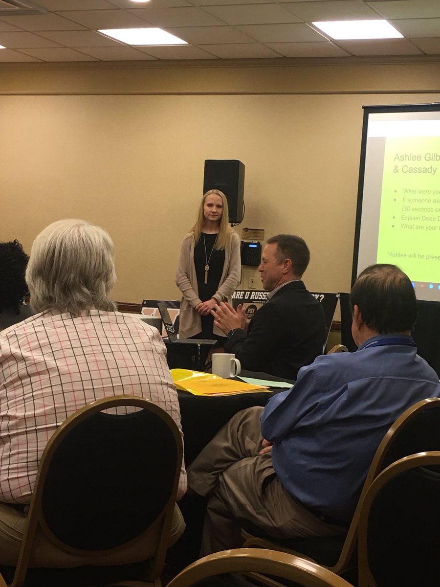 Holly Gilbert (hollycgilbert) Twitter