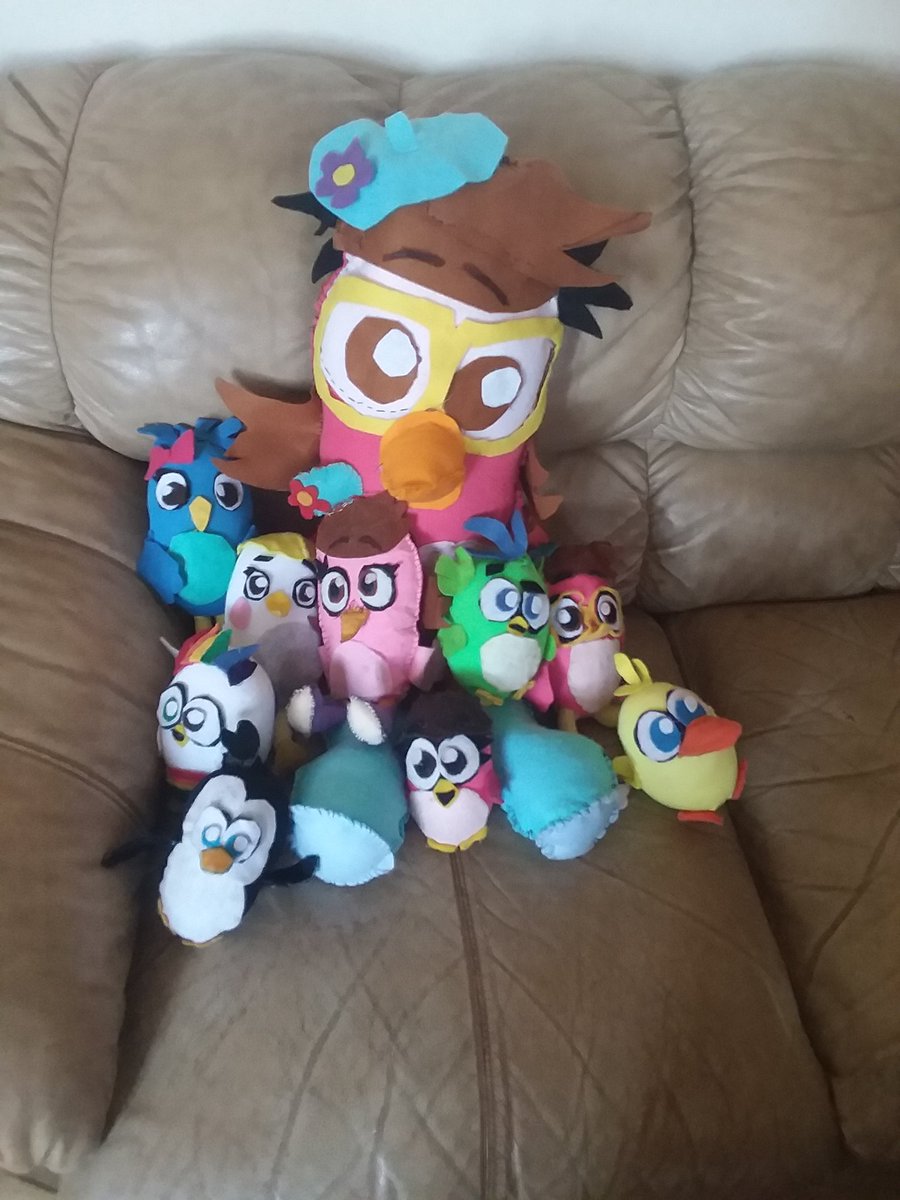 TiffanyArtist56's tweet photo. It's FINALLY FINSHED! I officially finished my first jumbo plush! I for real LOVED how it turned out!
#TiffanyAdventuresOnColorfulIsland #Tiffany #plush #jumbo #plushtoy #jumboplush #AngryBirds #ColorfulIsland https://t.co/WViV4yH3VR