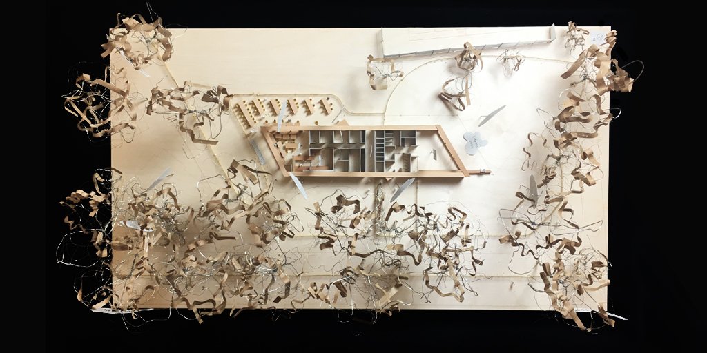 Thank you to all those who braved the snow this week to come to the Highbury Fields #consultation with <a href="/IslingtonBC/">Islington Council</a>. It was great to meet you, hear your views and chat through the options islingtontribune.com/article/new-vi… #highburyfields #architecturalmodel