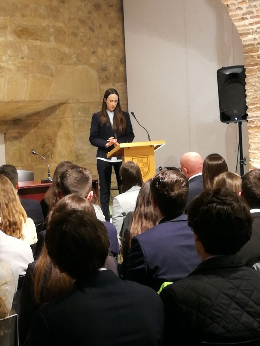 ms2arte's tweet photo. Martí Sorolla en MEP,  final en León @GrupoSorollaEdu https://t.co/kaqRYBnLOl