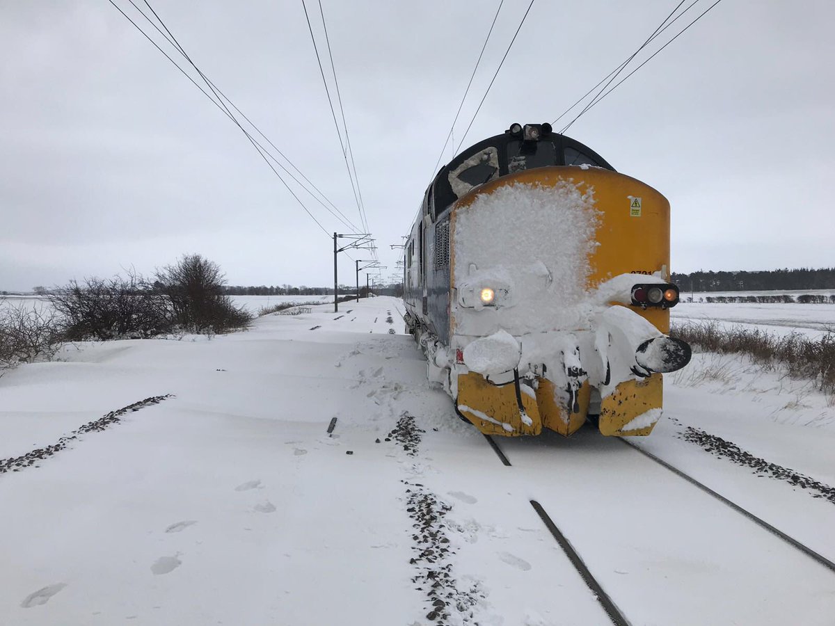 LNER's tweet photo. #VTECUpdate Check out what the @networkrail teams are working valiantly to clear between Berwick and Fenham. #Teamwork #DefeatingTheBeast 👊 https://t.co/qVnPpKV1OH