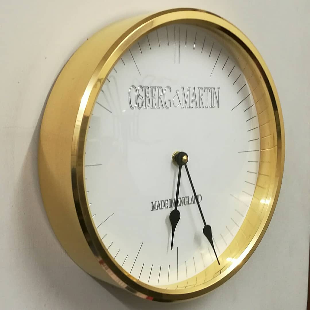 powelio's tweet photo. 24 carat gold plated wall clock from #osbergandmartin. A contemporary styled clock with the absolute pinnacle of finishes.#luxury #clocks #gold #madeineengland #new #home #office #restaurant #bars #gastropub #hotel #hot #photooftheday #libertyopencall #radiocontrolled #simplicity https://t.co/kw7Hxv53bk