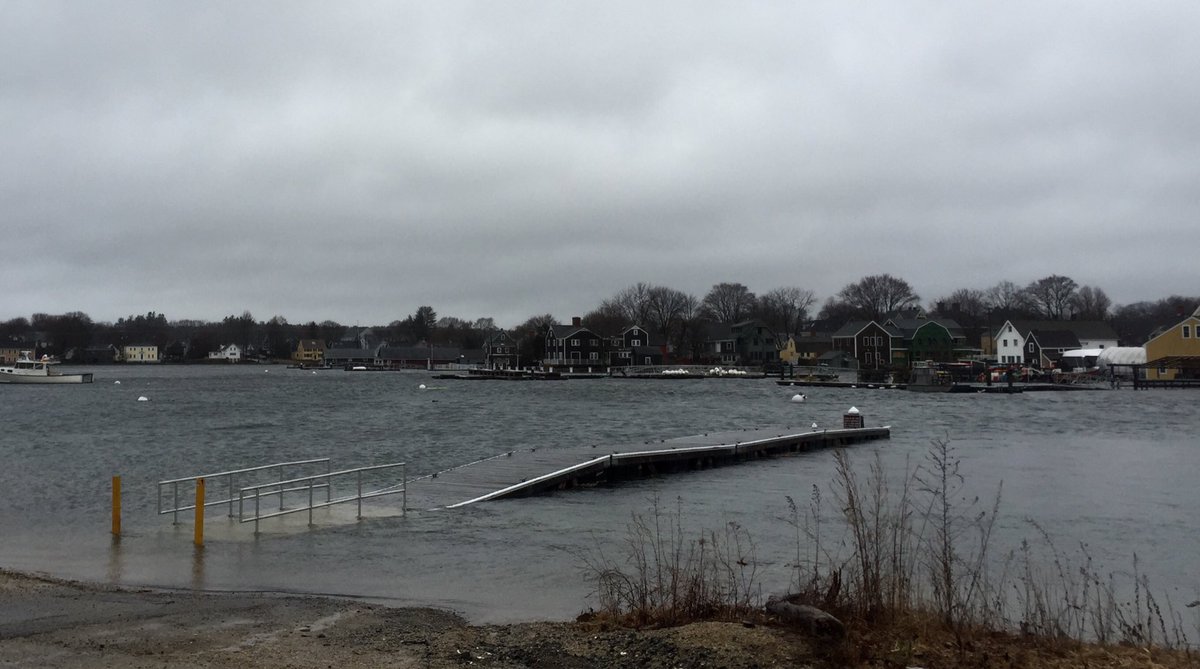 DinanElizabeth's tweet image. Peirce Island boat ramp under water during Friday's storm, lunar high tide @seacoastonline