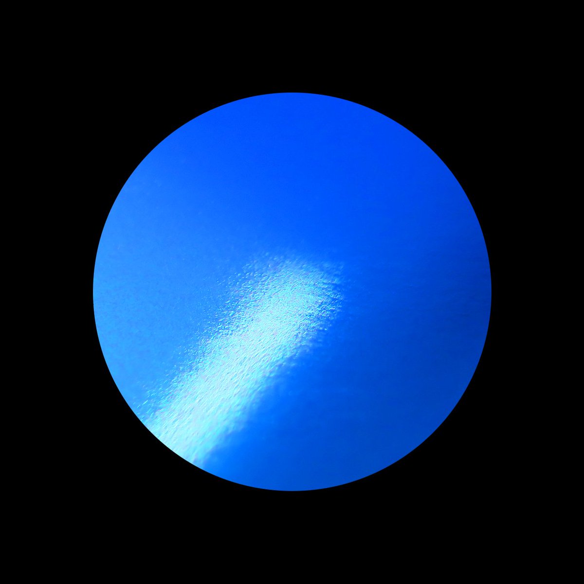 TeamImpression's tweet photo. #UseMoreColour
Metallic blue foil block on coated silk paper
#foiling #foilblocking #process #fedrigoni
#MakePrintWork https://t.co/kHSxHLgFUa
