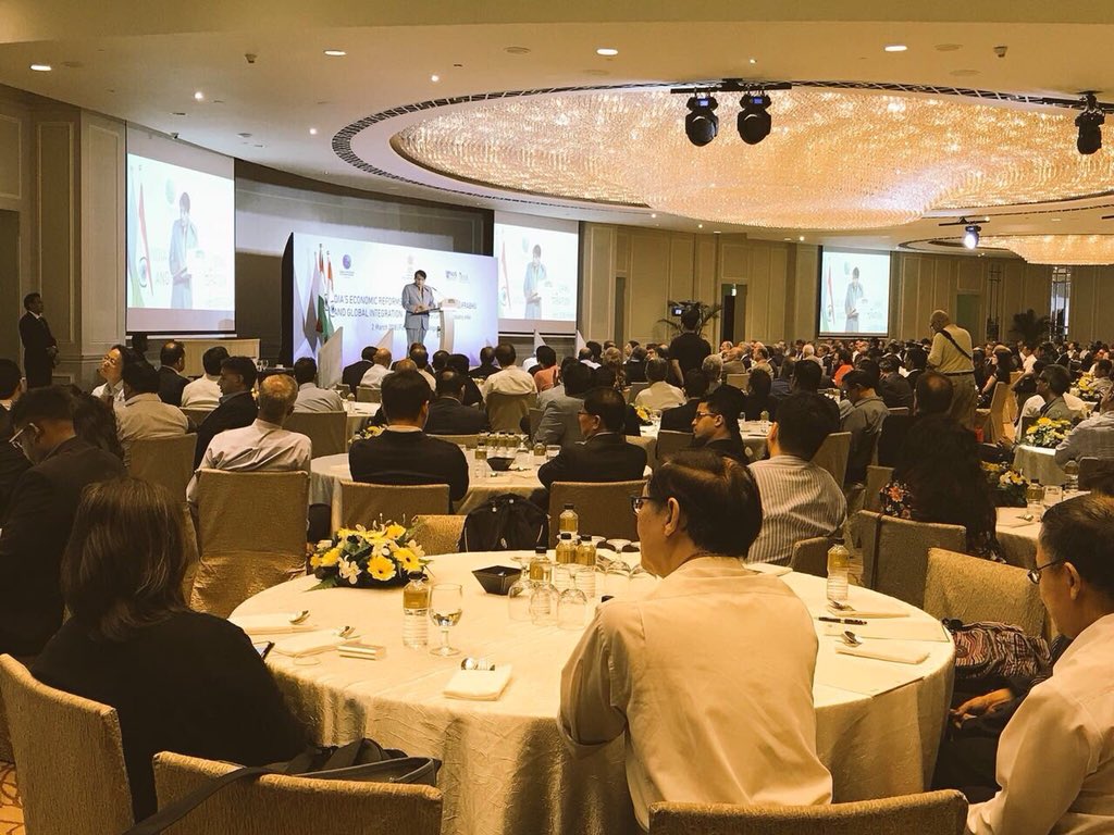 sureshpprabhu's tweet photo. Delivered a public lecture on “India’s Economic Reforms and Global Integration” at Singapore.With several bold economic reforms undertaken by this Govt. under leadership of https://t.co/SRpowmTdbc @narendramodi ji,we are on path towards a $5 trillion economy #NewIndia https://t.co/afDJ4Gyz4T