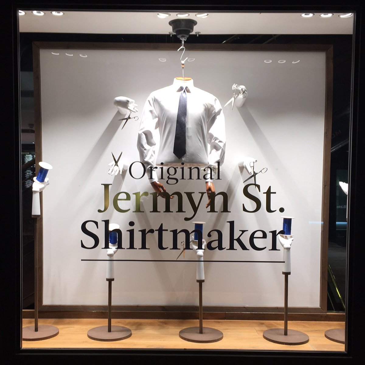 WhitewaterGandD's tweet photo. We are really proud of this Hawes and Curtis window we produced during a very busy month of installations. We collaborated with the in house team to produce gloss white hands holding scissors and cotton reels framing a rotating mannequin.
#whitewater #installation #vm #vmdisplay https://t.co/SEC9WPGZeM