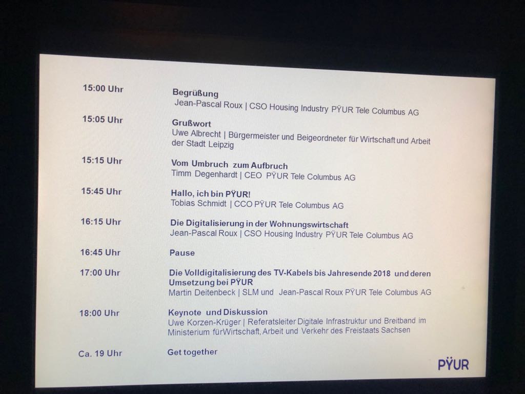 provedoGmbH's tweet photo. Gestern beim 1. #PŸUR - Forum in der Leipziger #Kongresshalle am #ZooLeipzig mit der HL Komm und Leipziger Leuchten

#smarthome #ambientassistedliving #aal #pillo #TV #Digitalisierung

Es war ein sehr informativer Abend mit tollen Themen!
Danke https://t.co/GsewUUMeVO