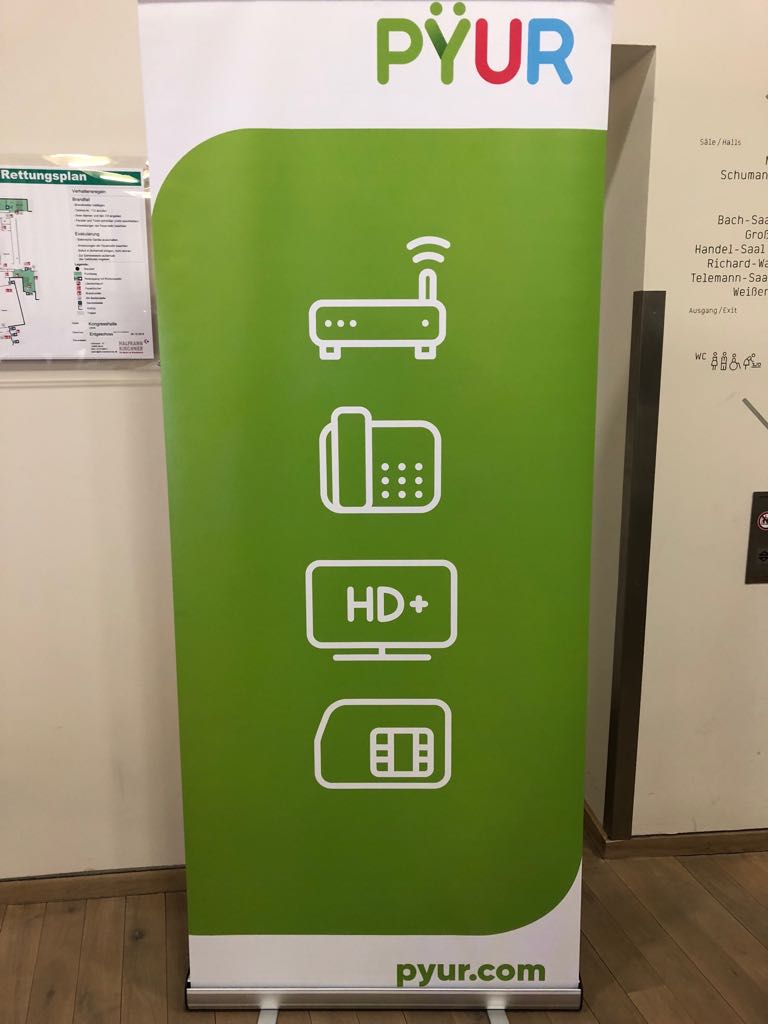 provedoGmbH's tweet photo. Gestern beim 1. #PŸUR - Forum in der Leipziger #Kongresshalle am #ZooLeipzig mit der HL Komm und Leipziger Leuchten

#smarthome #ambientassistedliving #aal #pillo #TV #Digitalisierung

Es war ein sehr informativer Abend mit tollen Themen!
Danke https://t.co/GsewUUMeVO