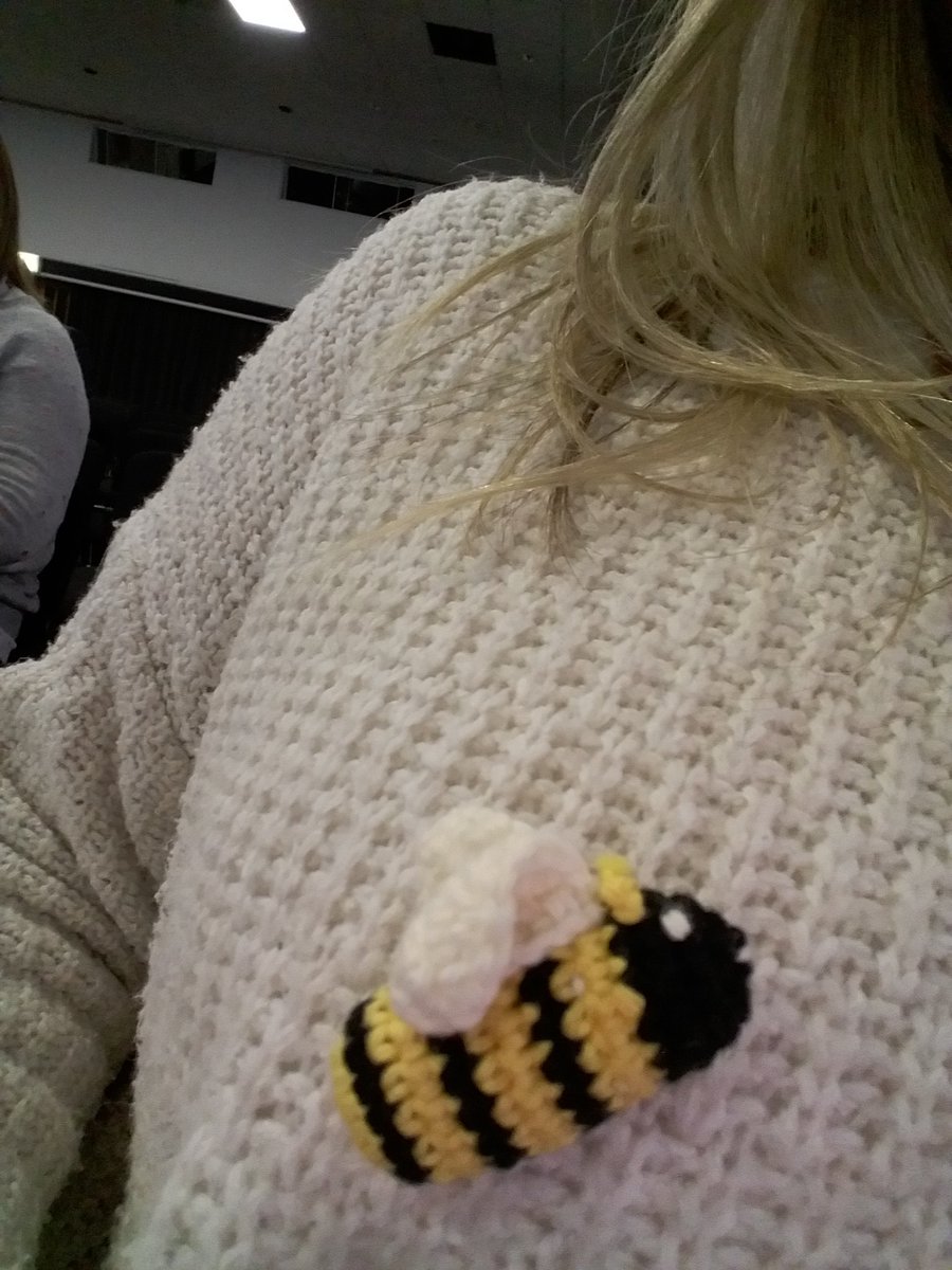 Kimberley_Der's tweet image. Happy little bee badge #justtrade #ACE2018 #excellentexhibitors #FairTrade #Peru