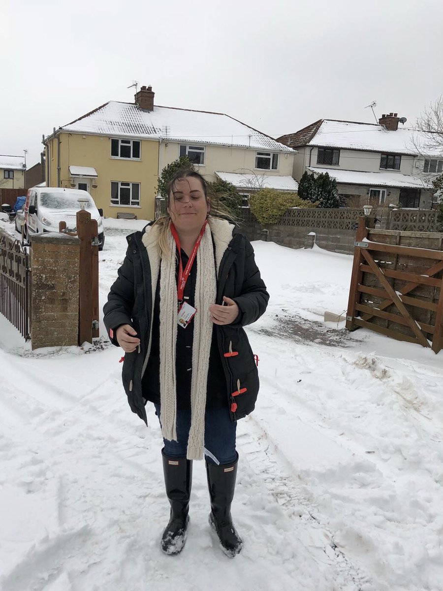 HomelifeCarers's tweet photo. Dear service users, don’t worry our #SnowAngels are on the way. If concerned please call the office 01934 422800 #beastfromtheeast &amp; #stormemma is no match for our incredible #careteam ! Thank you to our #goodsamaritans making sure we can provide essential care &amp; support needed💙 https://t.co/0jny2ACELd