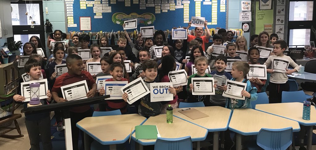 amy_auchter's tweet photo. Thanks @SharonSliwa and @jgraffeo44 for planning our all-school growth mindset themed Break Out! We had a blast persevering &amp; breaking out with our 3rd grade buddies! @msgranados3 #WeAre44 #BFBluejays https://t.co/pc71oPNyuK