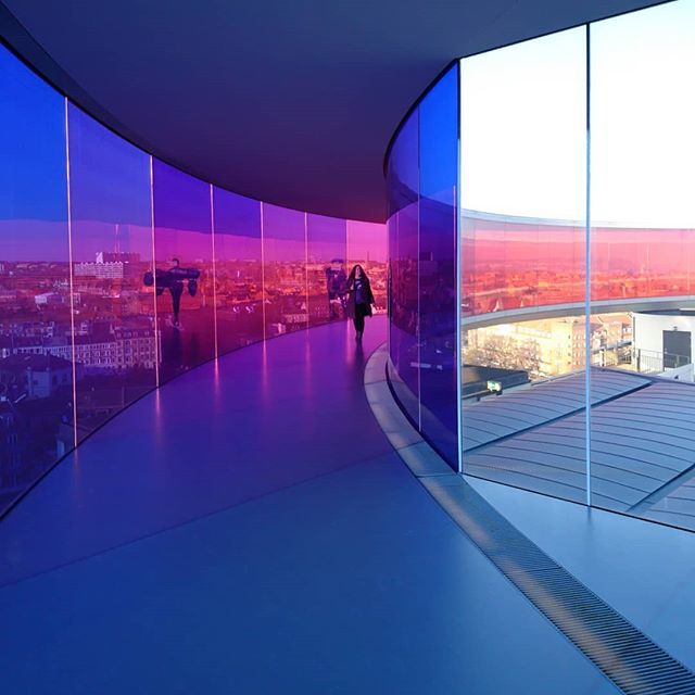 MOSKOU_studio's tweet photo. #rainbowpanorama #olafureliasson #colors #inspirationoftheday #arosartmuseum #aarhus https://t.co/d7cejybiGA https://t.co/K7emoUsAb9
