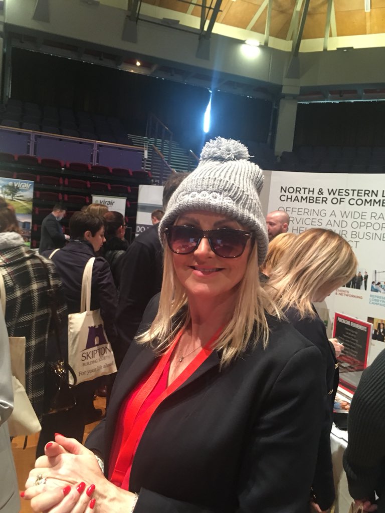 RDM_Marketing's tweet image. Suzanne giving me a helping hand in the Google hat #LBE2018 #winterkit