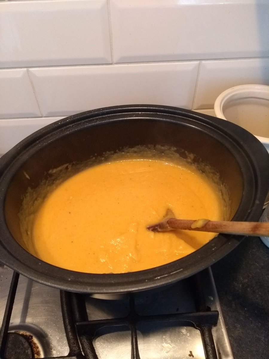 philquinlan's tweet photo. All around to mine. Homemade spud soup with leftovers from yesterday's dinner #whoneedsbread #TheBeastFromTheEast #sneachta https://t.co/yItzUe40rw